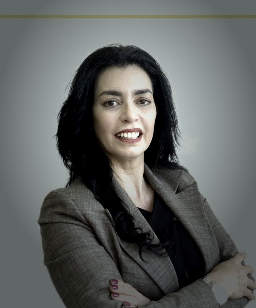 Domi Britez, Abogada Asociada